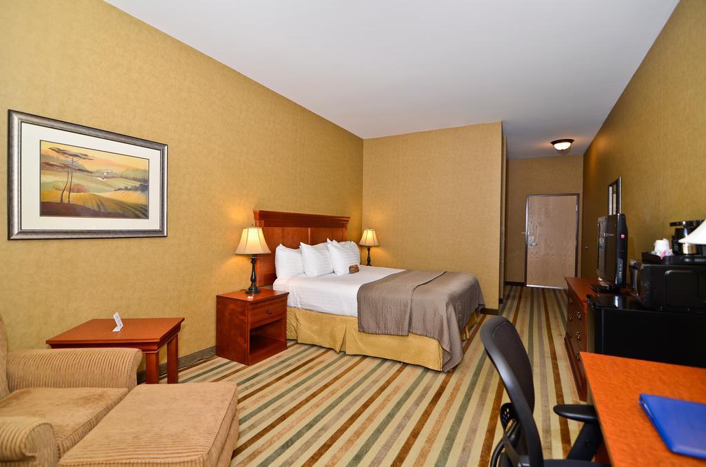 Best Western Plus Kennewick Inn Bagian luar foto